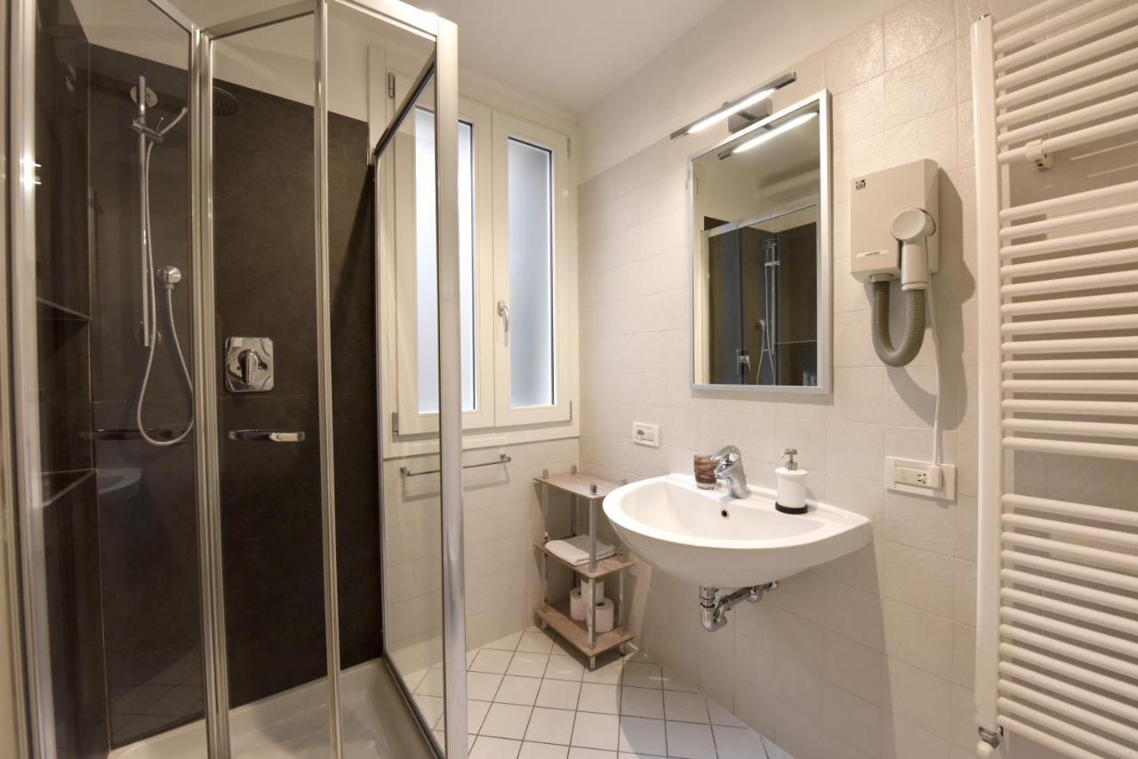 Apartment True 2 Bedrooms In The Heart Of Castello *